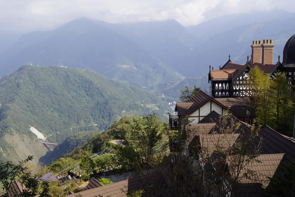 Spring Ground Resort Ren'ai Exterior photo