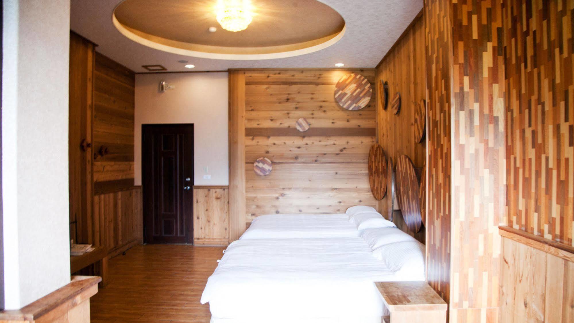 Spring Ground Resort Ren'ai Exterior photo